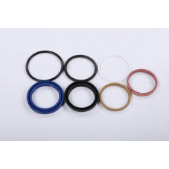 14 Набор манжет цилиндра для самоходной тележки EPT (Pump seal kit 31101086)
